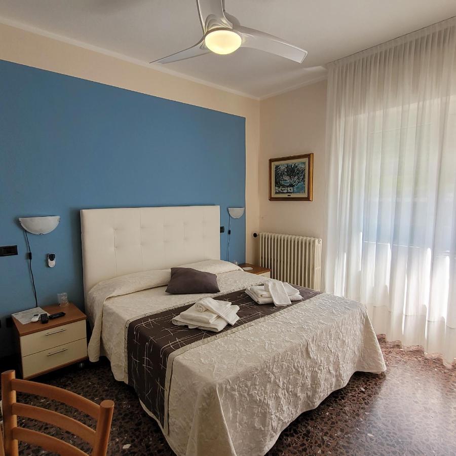 Hotel Bellavista Meuble モンテ・イーゾラ エクステリア 写真